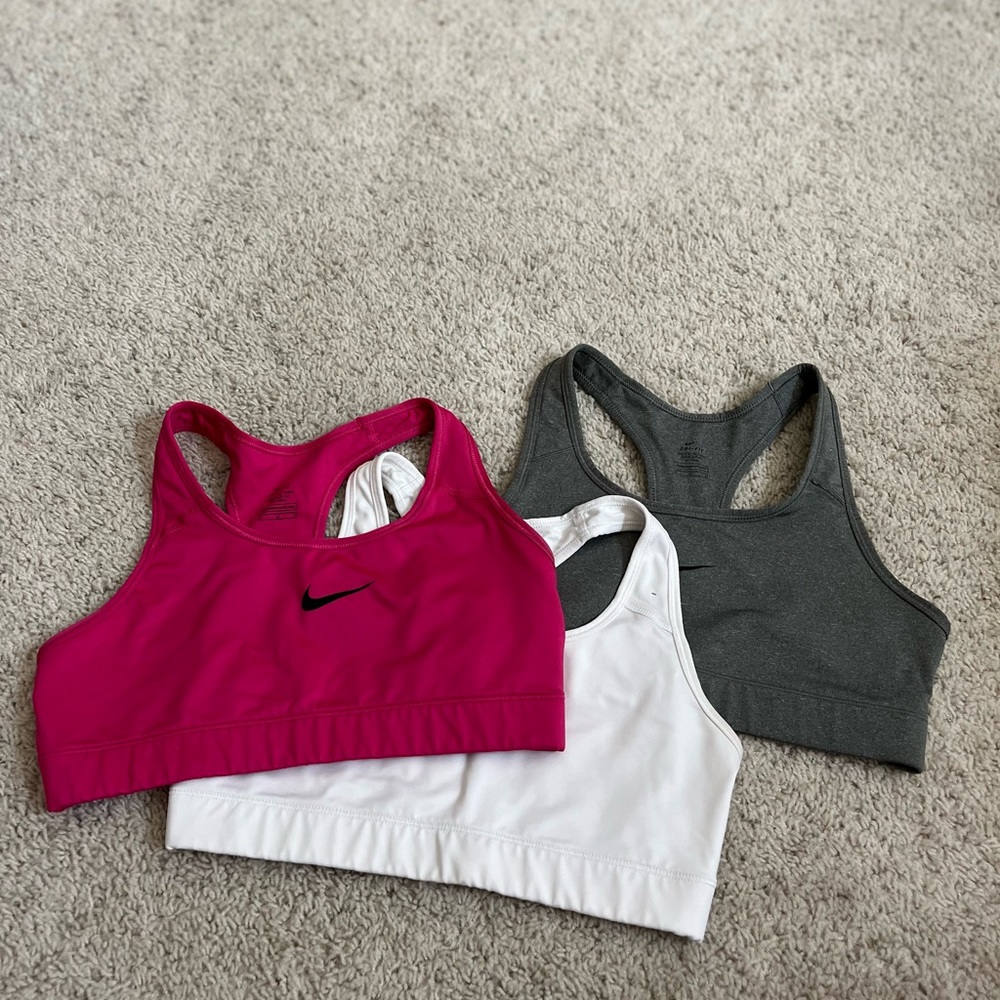 NIKE PRO SPORTS BRAS